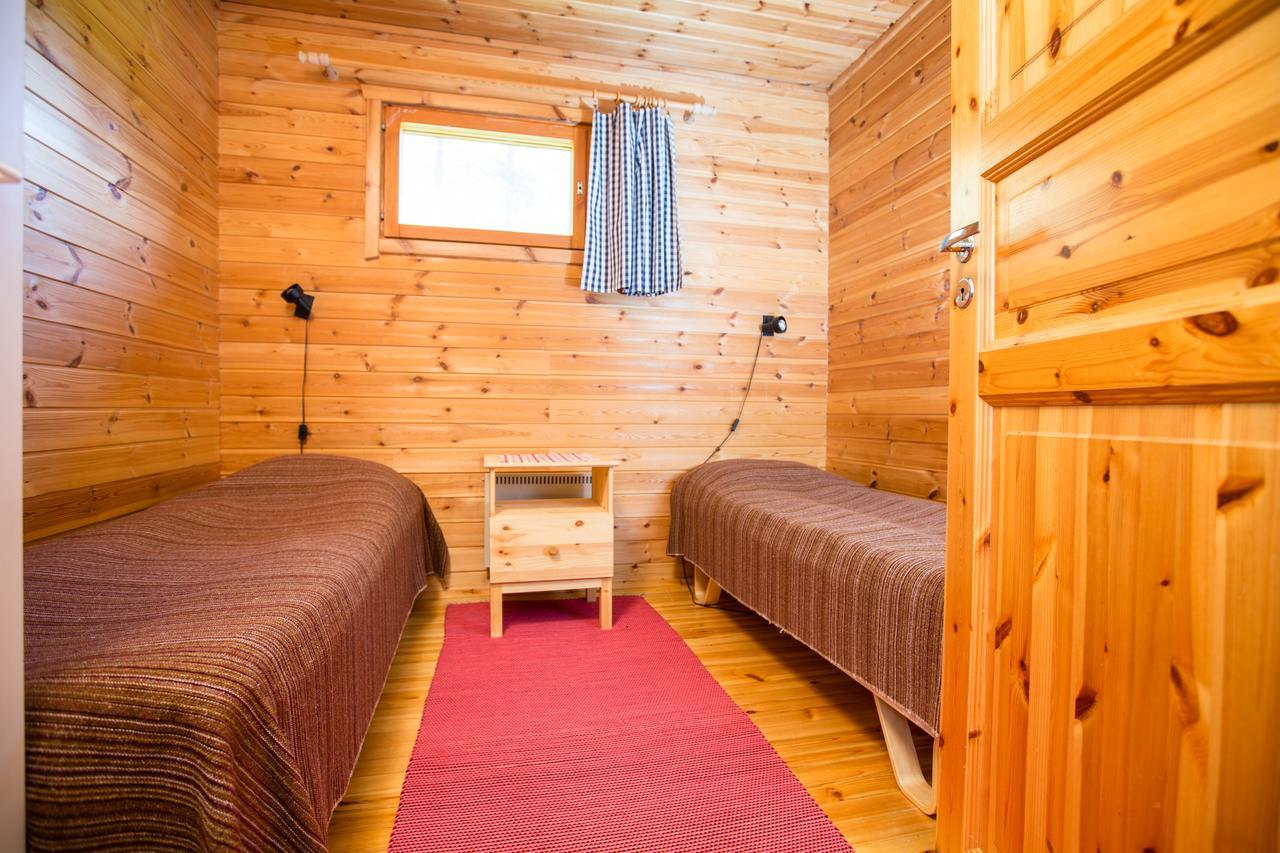 Resort Naaranlahti Cottages Exterior photo