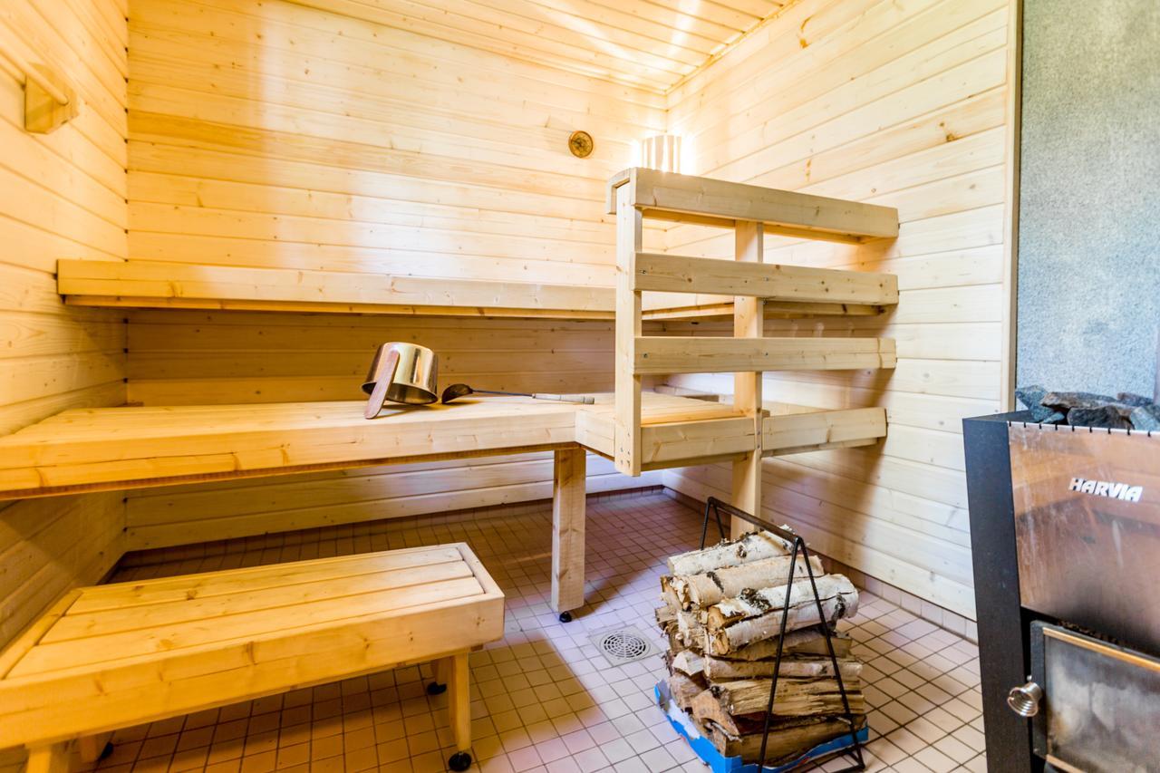 Resort Naaranlahti Cottages Exterior photo